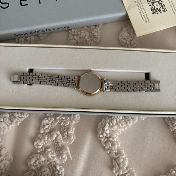 Rosefield watch - Picture 2 of 3